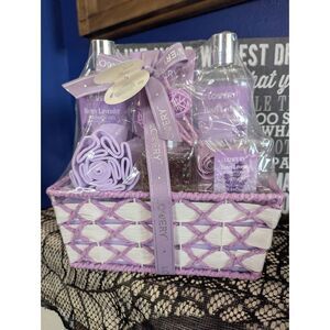NEW 7 PC Lovery Honey Lavendar Bath Set